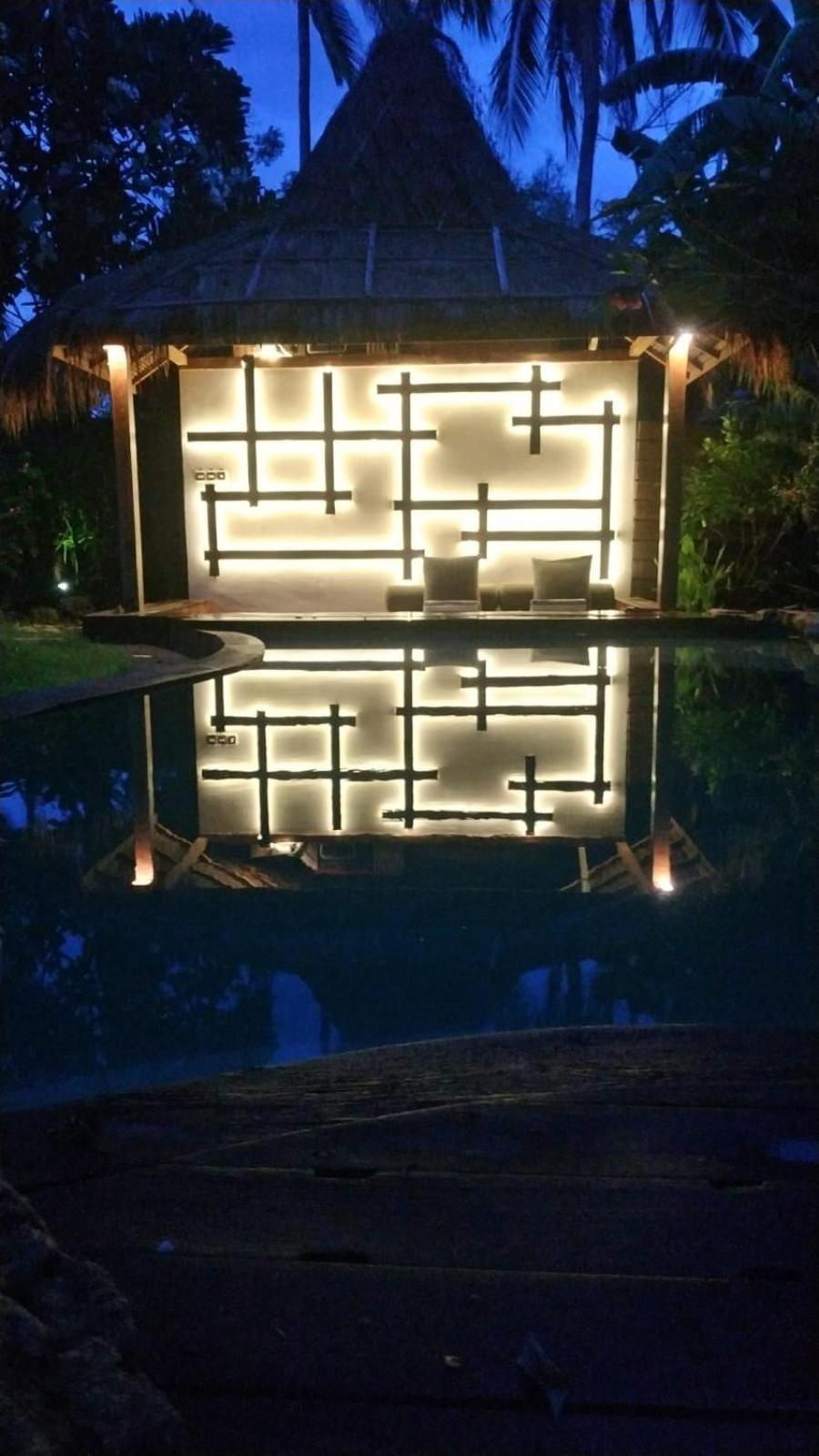 Villa Bhuvana With Private Swimming Pool กีลีตราวางัน ภายนอก รูปภาพ